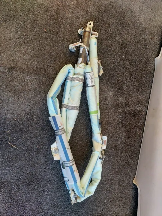 OEM 68259175AE Vänster luftgardin Jeep Grand Cherokee image 2