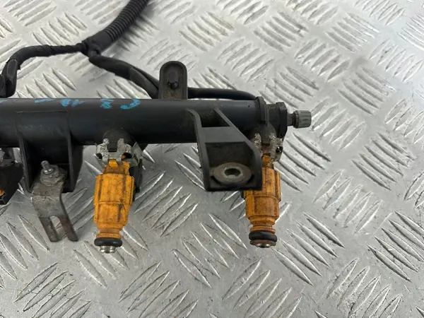 CITROEN PEUGEOT 1.4 8V Rampe d'injection 0280156427 image 2