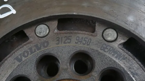 VOLVO XC90 V70 S80 XC70 2.4 D5 Volante de Dupla Massa image 3