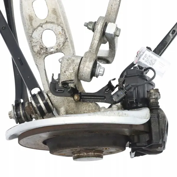 Pivot de Suspension Droit Arrière Audi A4 B9 2.0 OEM 8W0505432S image 3