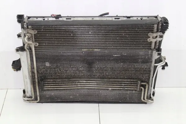 Gebruikte radiator set OEM 360215175 voor VW Touareg 02-08 image 3