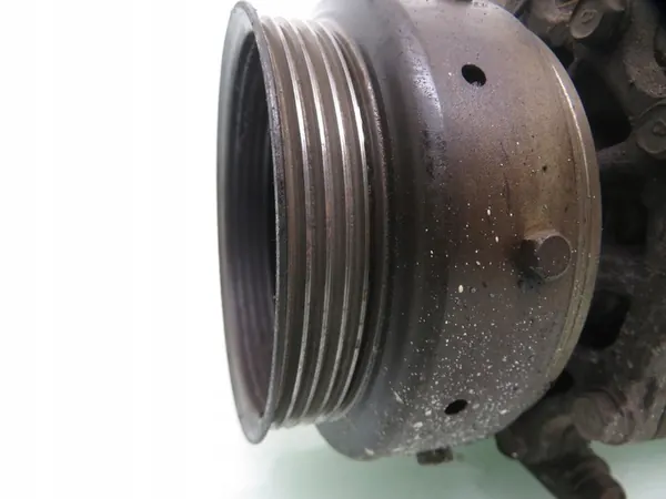 Compresseur de climatisation Mitsubishi Carisma 2000 image 6