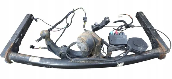 Peräkärkikoukku Audi A6 C7 Avant OEM 4G0800491Q image 2