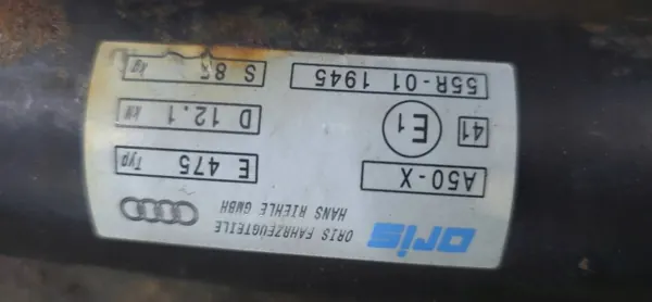 Peräkärkikoukku Audi A6 C7 Avant OEM 4G0800491Q image 4