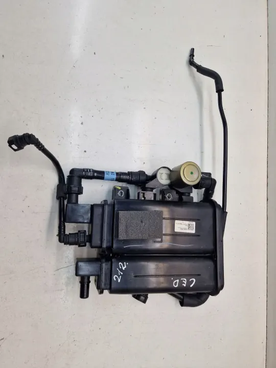 KIA Ceed 2022 Filtre à vapeur carburant OEM 31400CR000 image 3