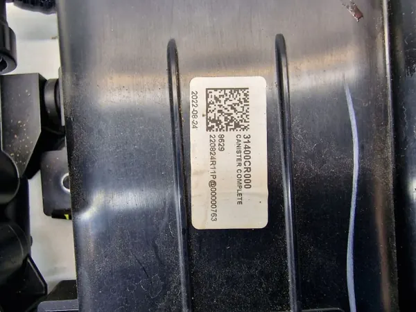 KIA Ceed 2022 Filtre à vapeur carburant OEM 31400CR000 image 7