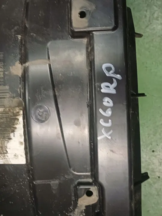 OEM 31694871 Para-lamas dianteiro direito Volvo XC60 image 5