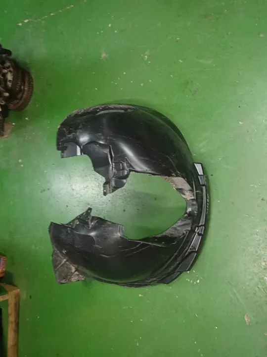 OEM 31694871 Para-lamas dianteiro direito Volvo XC60 image 6