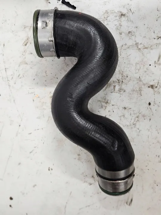 Intercooler-Schlauch Volkswagen PASSAT B5.5 3B0145828K image 3