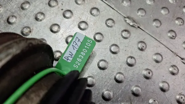 Vasen takapyöräakseli OEM S26380105 Audi Q3:lle image 6