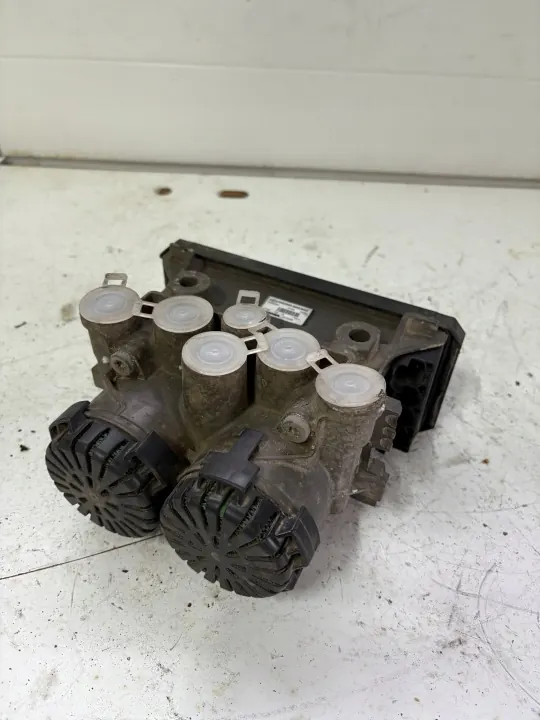 K020020 Overdrachtsklepmodulator achter voor Scania R image 4