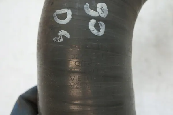 Volvo OE 32222271 tuyau d'intercooler image 2