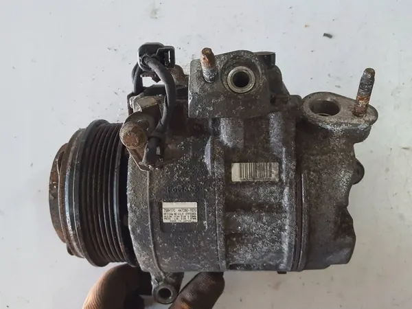 Compresor de aire acondicionado FORD MONDEO MK4 LIFT 1.6 TDCI image 2