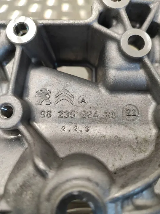 Support compresseur climatisation OEM 9823598480 Peugeot image 5