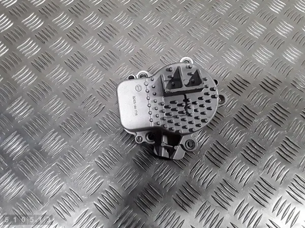 Pompe à eau chauffage OEM B24051441719 pour Toyota Prius image 4