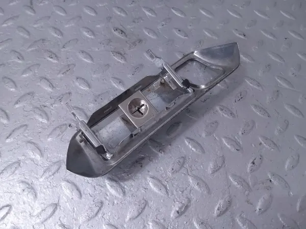 Bakre askfat höger sida OEM UB15706 för Rolls-Royce image 3