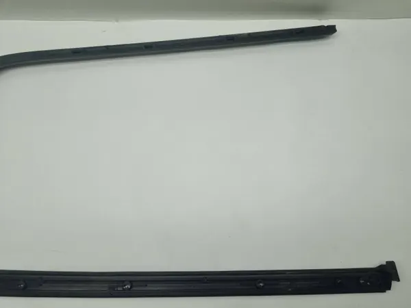 Chrysler Pacifica côté droit arrière OEM 68227296AD image 6