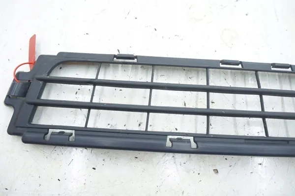 VOLVO V50 I S40 II Griglia Anteriore 30744911 image 3