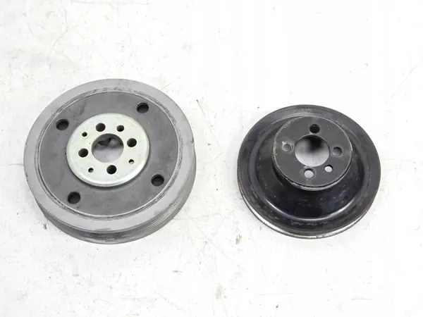 VW T4 1.9 D/TD moottorin hihnapyörä OEM 1K - Käytetty image 8