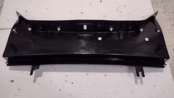 Cubierta cinturón trasero Mercedes CLS W218 OEM A2186901501 image 3
