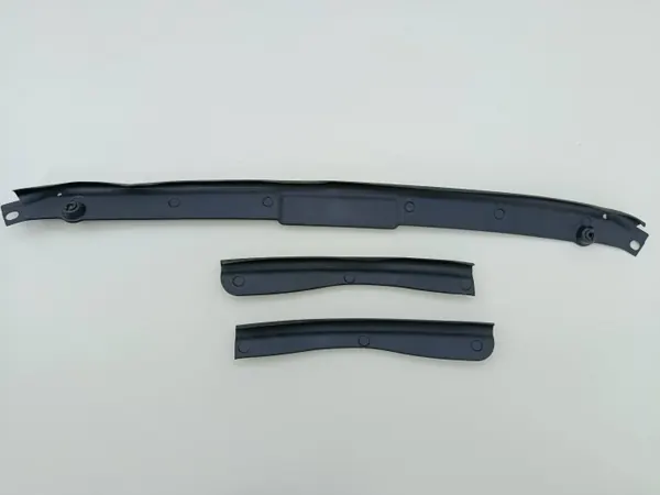 Joint de Capot Audi A6 Set OEM 4KO823124-126 image 2