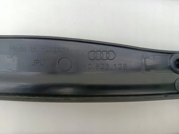 Joint de Capot Audi A6 Set OEM 4KO823124-126 image 5
