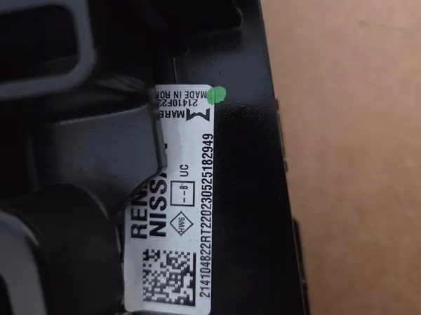 Conjunto de Ventiladores de Refrigeración Renault Arkana I Captur 2 1.6 E-TECH image 8