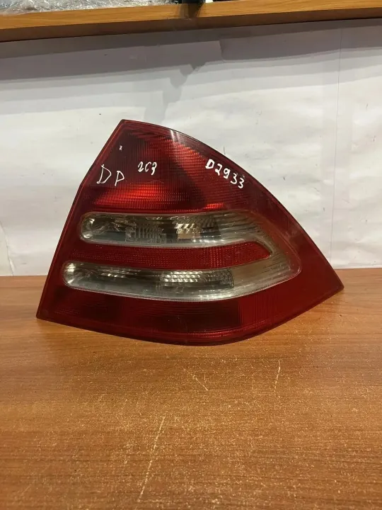Panneau arrière carrosserie Mercedes-Benz OEM D2933 C W203 image 3