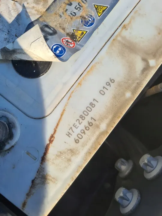 Batterie Varta 12V 240Ah 1200A - Pièce OEM image 3