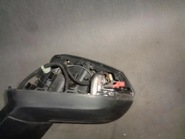 Espejo izquierdo Audi Q2 OEM 81a9595 - Usado image 4