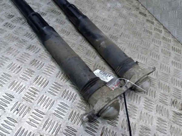 Amortecedor Traseiro Direito OEM Wrakowisko-16614- image 3