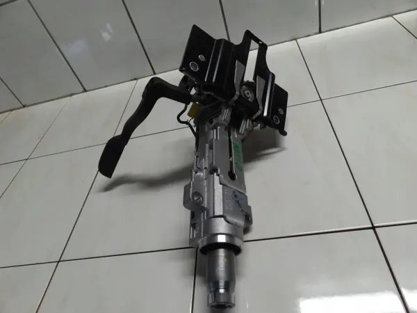 Skoda Steering Column A003805 for Rapid Spaceback 2014 image 2