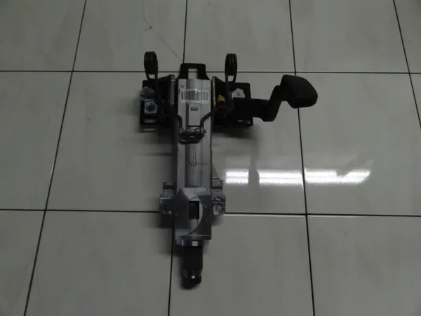 Skoda Steering Column A003805 for Rapid Spaceback 2014 image 4