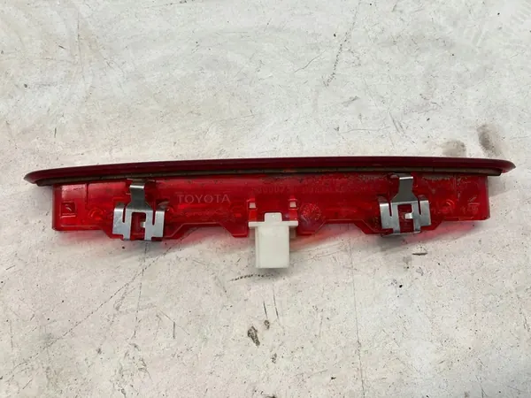 Luz de Freio Toyota Yaris 3 III 5D Lift 14-17 OEM 81570-0D151 image 4