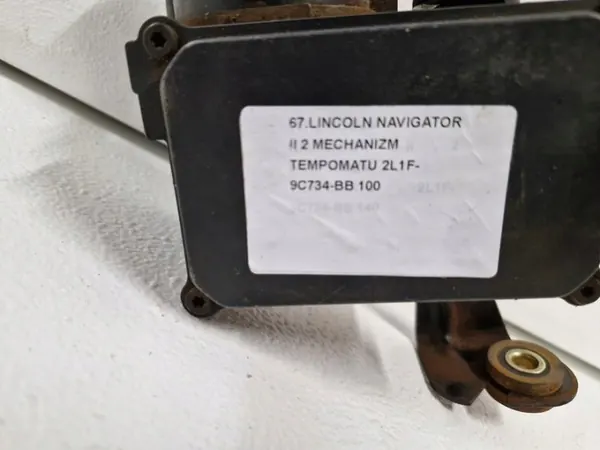 Lincoln Navigator II Farthållare OEM 2L1F-9C734-BB image 4