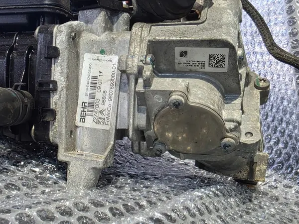 Válvula EGR OEM 9807593080 para Citroen Peugeot 2.0 HDI image 4