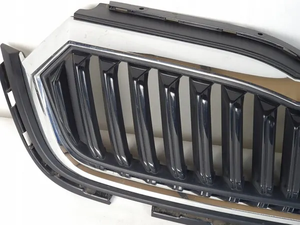 SKODA OCTAVIA IV 2020 Grill Radar Cover Original image 6