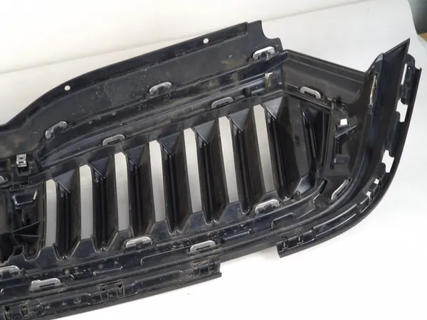 SKODA OCTAVIA IV 2020 Grill Radar Cover Original image 8