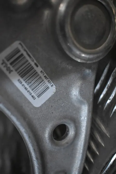 Oikea Etu Jousitus Porsche Panamera 971 image 3