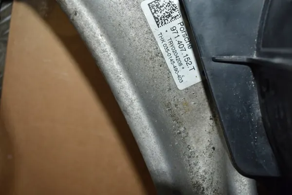 Oikea Etu Jousitus Porsche Panamera 971 image 5