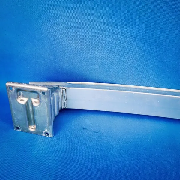 Takapuskurin tukirauta Audi A8 4H 4H0807309C image 6