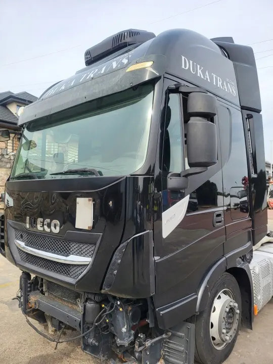 Iveco Stralis Hi-Way XP 2017 Täysi Leveä Ohjaamo Lift image 2