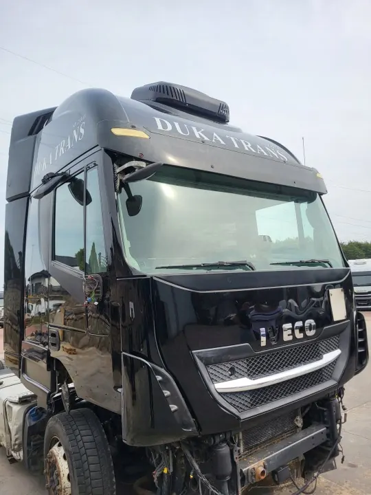 Iveco Stralis Hi-Way XP 2017 Täysi Leveä Ohjaamo Lift image 10