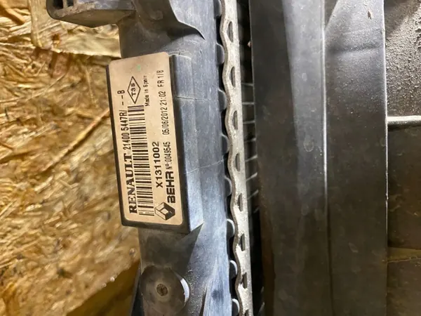 Radiatorventilator OEM 214005447R voor Master III image 4
