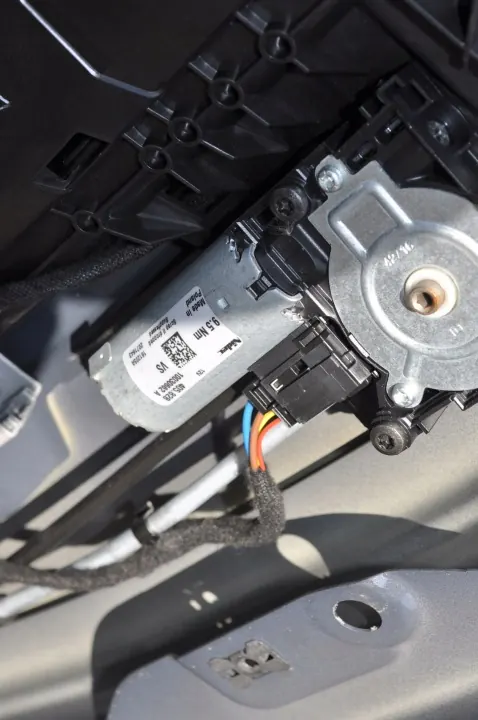 Volvo V90 II Panoramadach OEM GUFHIEUGH - Gebraucht image 9
