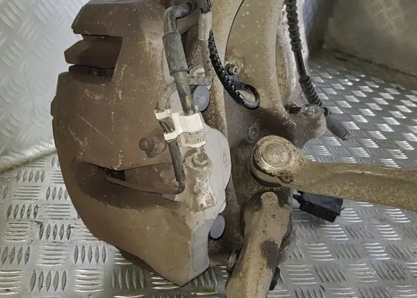 OEM 60/30/348 Front Bremsscheiben & Bremszangen Set image 6