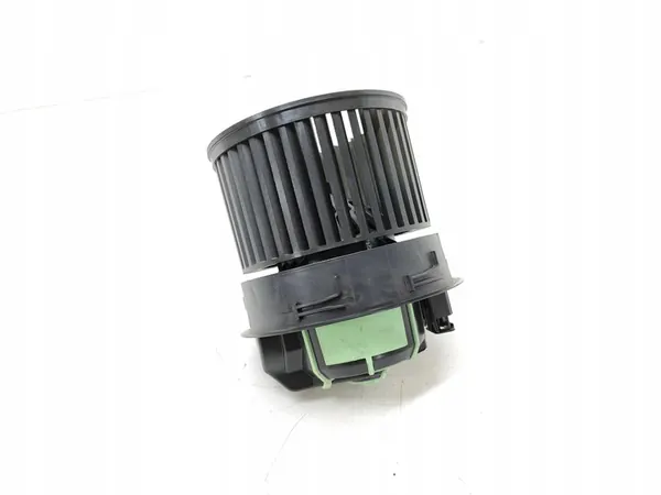 Citroen C4 II 2015 Fläkt image 2