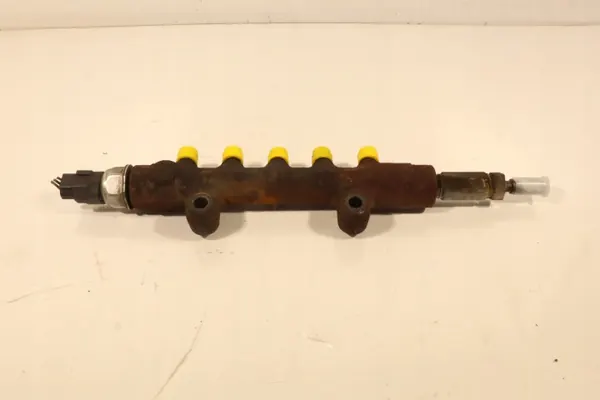 Fuel Injection Rail 45PP31 Ford Transit 2.2TDCI image 4