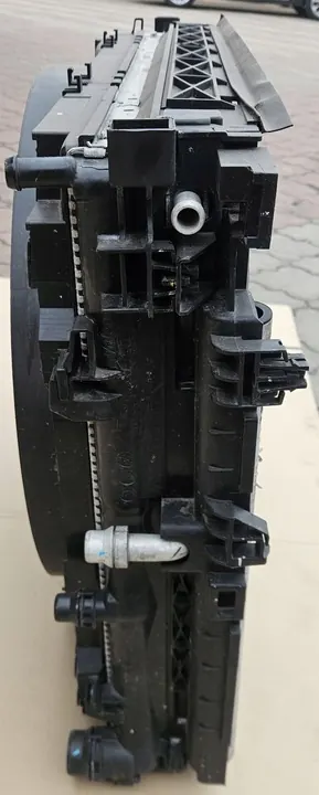 Mercedes GLE GLS Radiator Set A1675006201 image 6