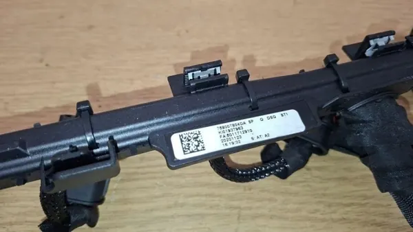 OEM 8590044 Ruiskutusputket BMW X3 Hybridille image 3
